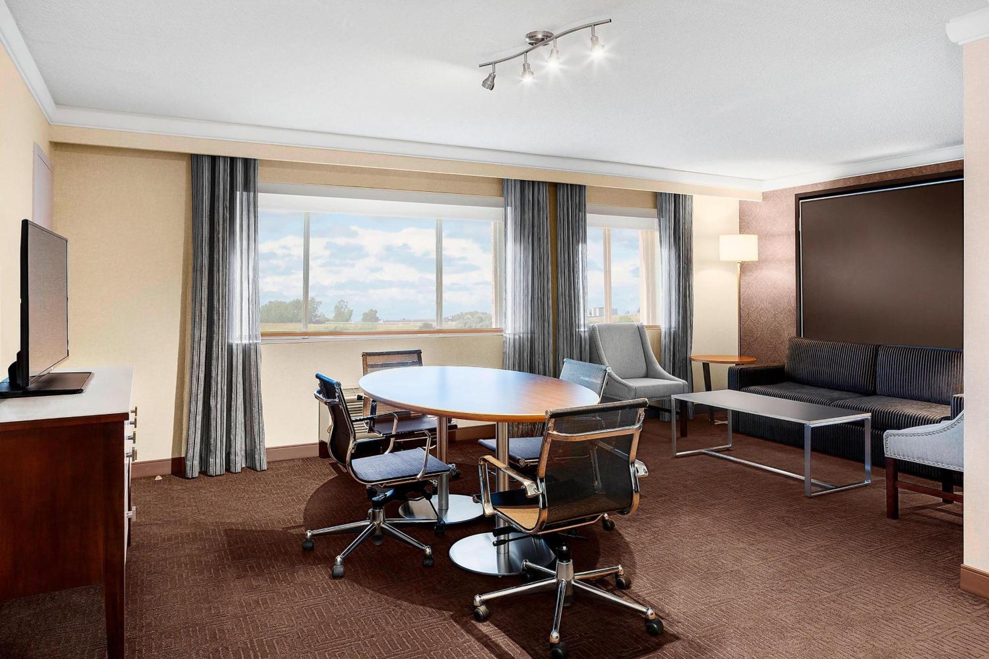 Sheraton Laval Hotel Ngoại thất bức ảnh